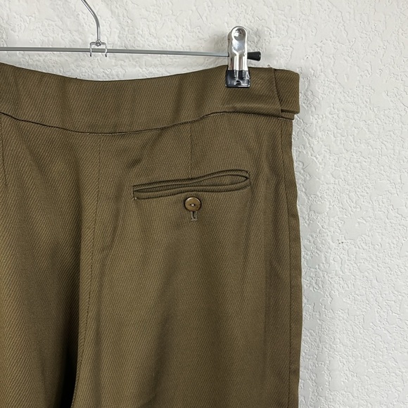 Cedric Charlier Green Olive Textured Double Side Buttons Trousers - Picture 4 of 8